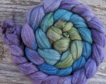 Waterlillies - 5 oz Combed Top -  Merino/Yak/Silk