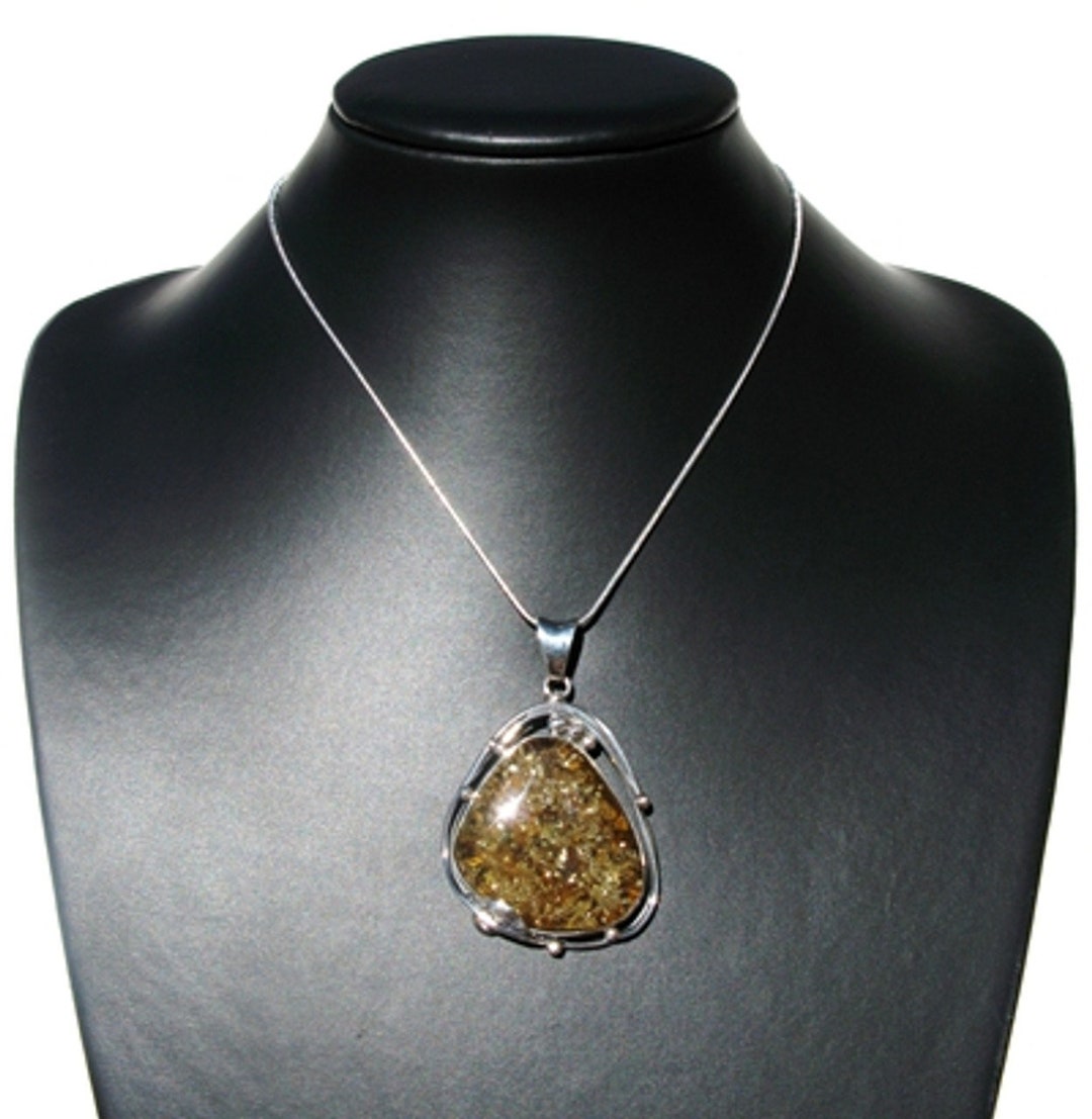 Pendentif En Argent 925 Et Ambre Baltique Ovale - Vert - Chaîne 40.6/45.7 Cm - Neuf Avec étiquettes - Pologne