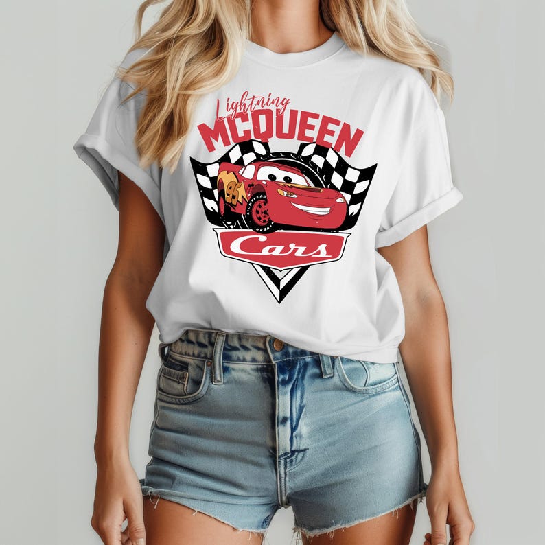 Camiseta de Pixar Cars Lightning McQueen, Camiseta Lightning 95, Camiseta para viaje familiar a Disneyland, Regalo de cumpleaños para niños imagen 3
