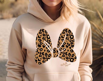 Minnie's Leopard Bow Sweater, Minnie Mouse Hoodie, Minnie Safari Shirt, Animal Kingdom Women Crewnecks, Girls Trip Sweaters
