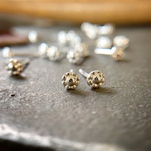 Tiny sterling silver modern flower stud earrings image 3
