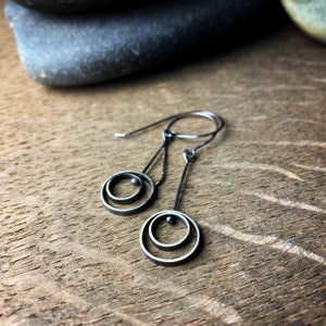 Oxidized sterling silver kinetic dangle earrings Hanging Orbit image 2