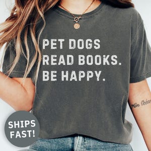 Koszulka Comfort Colors Books, prezent dla miłośnika książek, zabawna koszulka dla psa, koszulka dla miłośnika psów, prezent dla miłośnika psów, koszulka dla czytelnika, psy i książki, koszulka bibliotekarza
