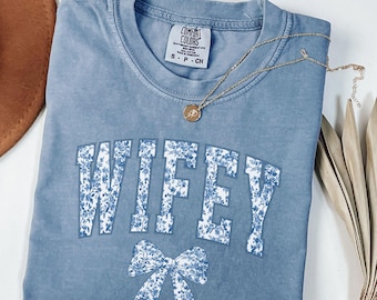 Comfort Colors® Floral Wifey T-Shirt, Wedding Gift, Gift for Bride, New Wife Shirt, Fiance Shirt, Coquette Wifey T Shirt, Bridal Shower Gift