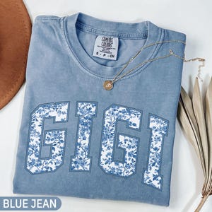 Comfort Colors® Floral Gigi Shirt, Gift for Gigi, Grandma Gift, Cute Gigi Tshirt, Mimi Announcement, Grandmother Shirt, Cottagecore Gigi tee