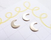 Little Gold Moon Accent Crescent Moon Charm Soldering Jewelry Makers and Metalsmiths DIY Goldfill (SR678511)