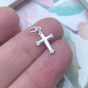 Tiny Silver Cross Charms Fancy Small Sterling Crosses Pendants for Jewelry (CCH2811S)