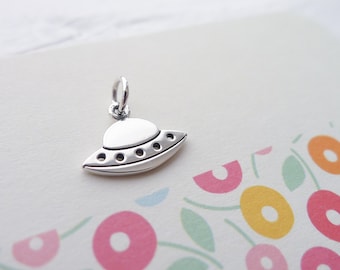 UFO Charm Flying Saucer Pendant Sterling Silver Alien (CNA1583)