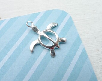 Sea Turtle Charm Sterling Silver Sea Creature Pendant (CHS5219)