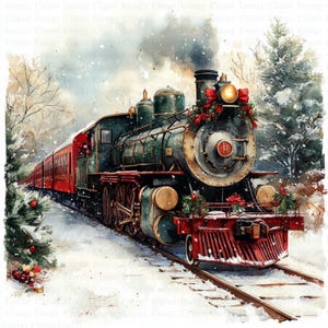 Puede incluir: Un tren de vapor verde y rojo de estilo vintage con una corona y un lazo rojo en la parte delantera, viajando por un paisaje invernal nevado. El tren está decorado con vegetación y lazos rojos.