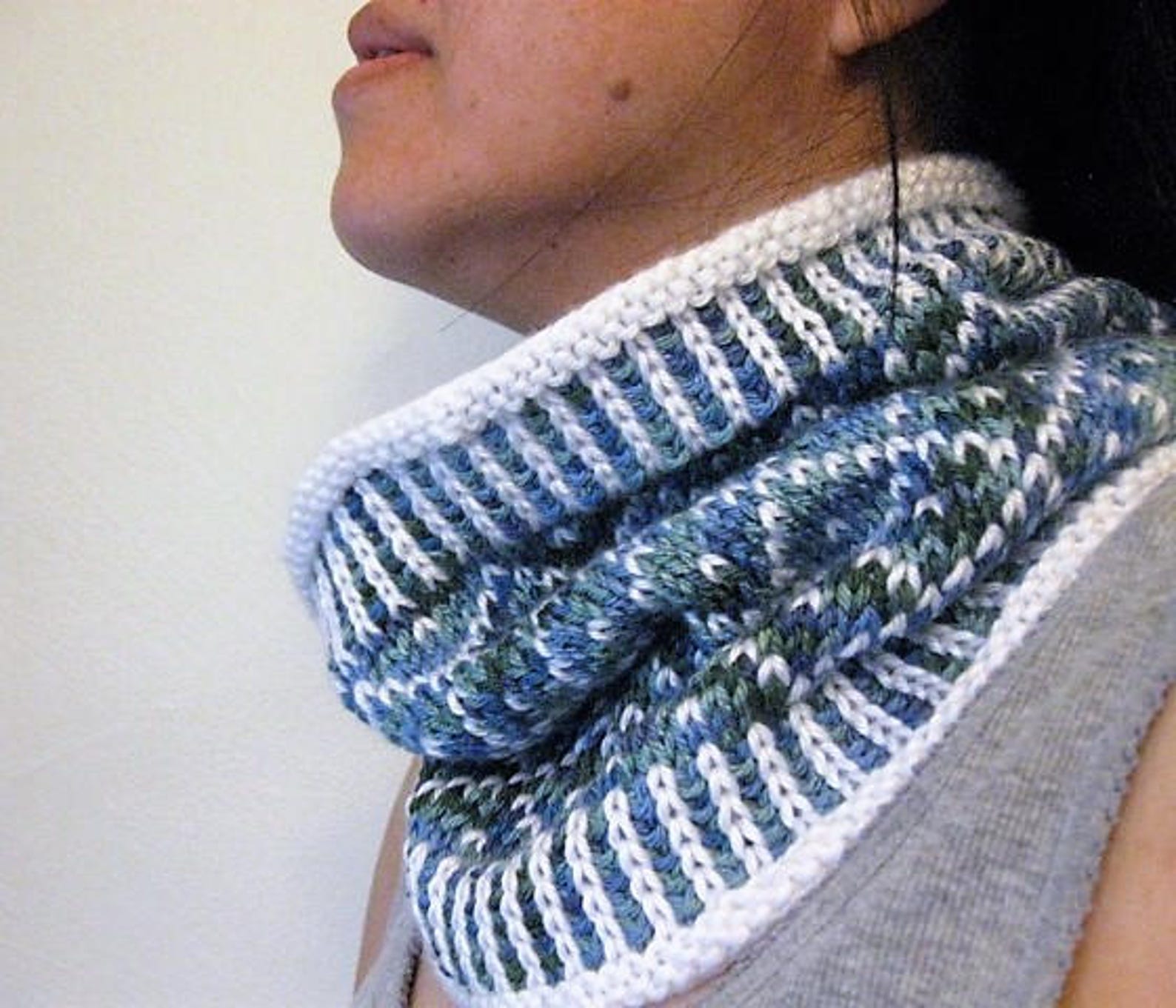 Fair Isle Pattern Cowl 1 two colors easy fair isle knit Etsy