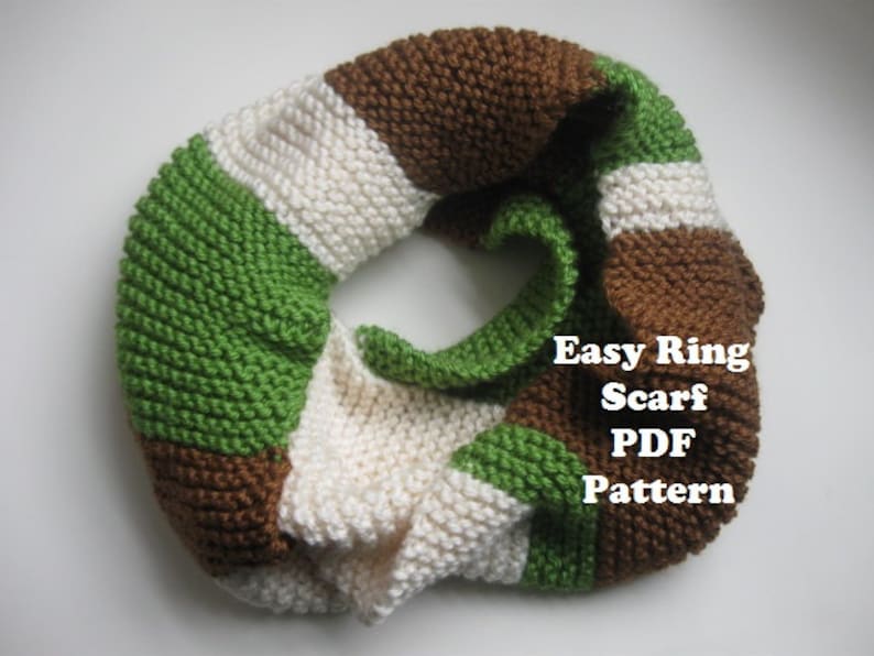 Download Tri-Color easy garter stitch ring scarf cowl PDF pattern | Etsy