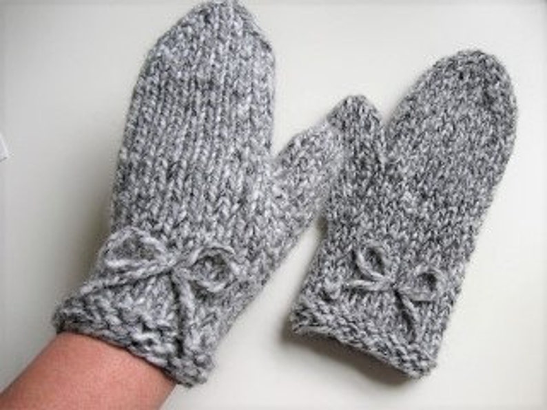 PDF Knitting Pattern Bulky Yarn Mittens, 1 Ball Project, for Ladies