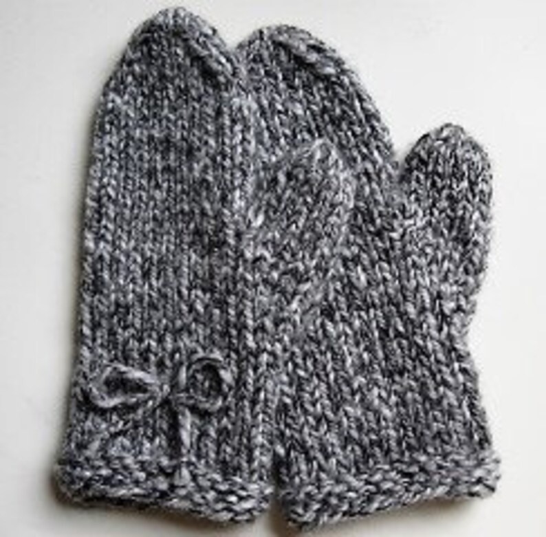 PDF Knitting Pattern Bulky Yarn Mittens, 1 Ball Project, for Ladies