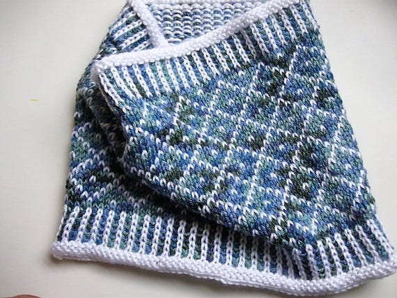 Knitting designs in shop two colours