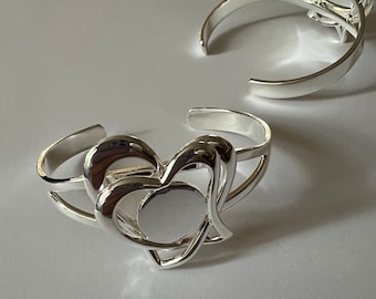 1 Double heart bangle setting with 14mm flat glue pad for fused glass cabochons - item #S169