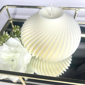 Spiral Ball Candle