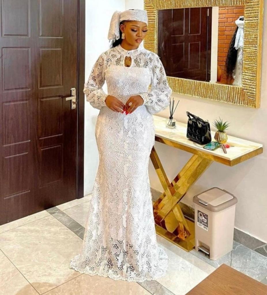 Cord lace 2024 stanag gown styles
