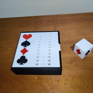 Caja de cartas Euchre+Juego de cubos de traje Trump