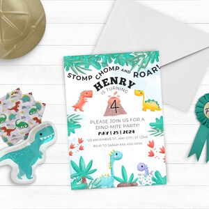 Inbjudan till Stomp Chomp och Roar 4-årsdag | Inbjudan till dinosauriefest | Mall för direktnedladdning | Ljus design | Sök på BVDino för mer!