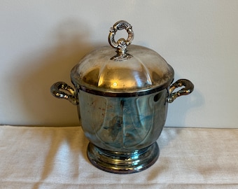 Vintage Oneida Silver Du Maurier Fluted Ice Bucket Silverplate Barware Accessory