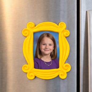 Friends-Inspired Peephole Picture Frame Magnet