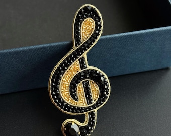 Treble Clef Music Brooch, Black and Gold Beaded Pin, Musician Gift, Elegant Musical Jewelry, Handmade Statement Brooch