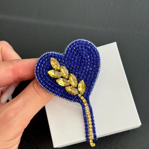 Ukraine Heart Pin, Embroidered Heart Brooch, Brooches For Women, Gift for Friends, Blue Yellow Flag, Ukraine Jewelry, Ukraine Gifts