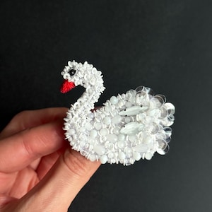 White Swan Beaded Brooch, Elegant Bird Jewelry, Gift For Her, Wedding Pin, Handmade Animal Brooch, Romantic Accessory, Nature Lover Gift