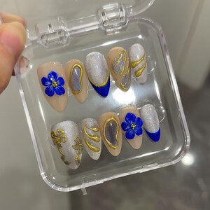 Unghie da sposa, unghie acriliche personalizzate dipinte a mano, unghie floreali, unghie pressate 3D, unghie floreali, unghie pressate a fiori, nail art con effetto ombre, regalo per ragazze