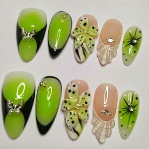 Trendy 3D Flower Nail for Summer Medium Almond Press On Nail, Custom Design Nail Art, Fake,Flase Nail Birthday Holiday Vacation Nail,Gift