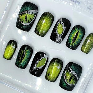 Handmade Galaxy Bright Green Cat Eye Aurora Devil's Eye Ombre Press On Nails blue Nails Aurora Nails Cat Eye Nails Cat Eye Nails,Girl Gift