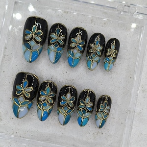 Unghie da sposa, unghie acriliche personalizzate dipinte a mano, unghie floreali, unghie pressate 3D, unghie floreali, unghie pressate a fiori, nail art con effetto ombre, regalo per ragazze