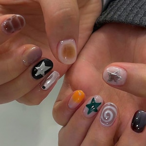 Unghie da sposa, unghie acriliche personalizzate dipinte a mano, unghie con fiori rosa, unghie pressate 3D, unghie pressate alla francese, nail art, regalo per ragazze, regalo di Natale