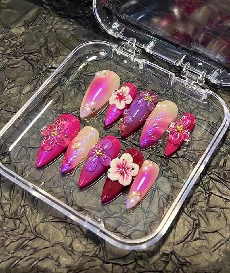 Trendy 3D Flower Nail for Summer Medium Almond Press On Nail, Custom Design Nail Art, Fake,Flase Nail Birthday Holiday Vacation Nail,Gift