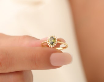 Peridot Real Diamond Oval Ring 14K or 10K or 8K Solid Gold, Birthstone Jewelry
