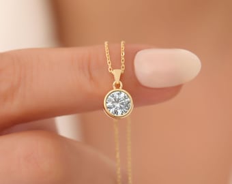 Round Aquamarine Bezel Necklace 14K Solid Gold, March Birthstone Charm Pendant, Perfect Gift for Christmas, Birthdays and Special Occasions