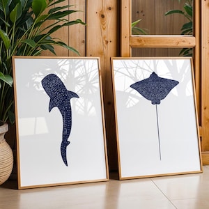 Juego de 2 impresiones de tiburón ballena y raya águila, arte mural de animales del océano, póster de vida marina, descarga digital, regalo para buceadores