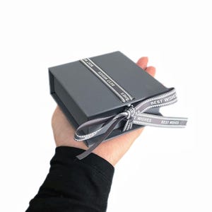 50 PCS Great Handmade Luxury Ribbon Jewelry Box With Velvet Sponge Insert – Elegant Hard Gift Box for Rings, Necklaces, Earrings Wholesale