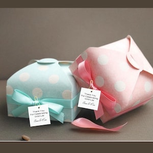 20 Personalized Ribbon Candy Boxes: Elegant Wedding Favors
