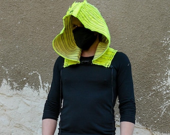 Cyberpunk Kapuze - Larp Accessoire - Ödland Kleidung - Neon Gugel - Futuristische Kleidung