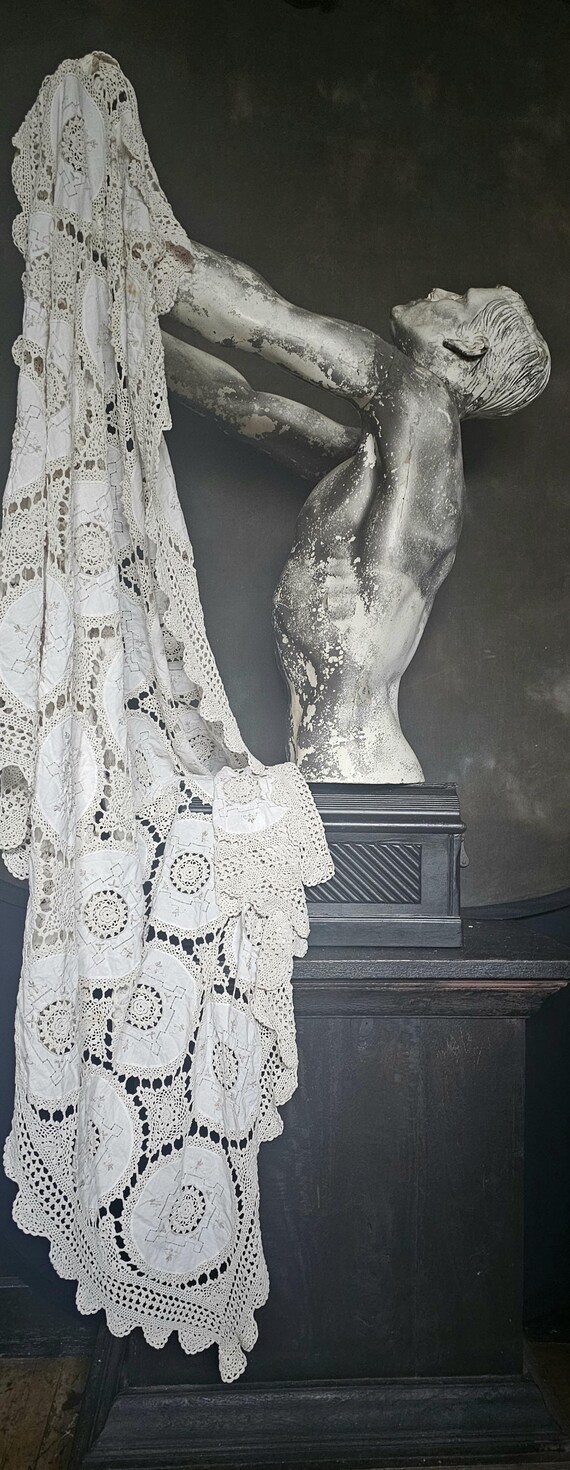 アンティークかぎ針テーブルクロス Amazon｜Yizunnu手作りかぎ針編みテーブルクロスヴィンテージレース