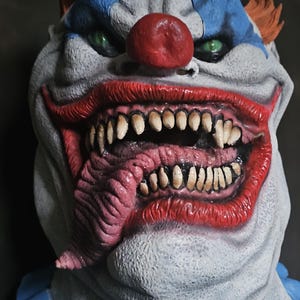Vintage Latex Rubber Spooky Gothic Horror Halloween Theatre Mask Costume Adult