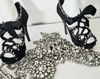 Zapatos de tacón vintage KG con lazo de satén negro y cristales Swarovski para mujer (tallas 4 de Reino Unido, 7 de EE. UU. y 37 de UE)