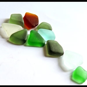 Good quality Genuine SEA GLASS, 9 small pieces, surf tumbled / for jewelry making, crafting, mosaics, wedding supplies / CC86