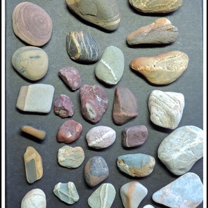 Bulk of 40 Fancy BEACH STONES for collages, collecting, home decor or crafting / 40 pieces / EF71 image 6