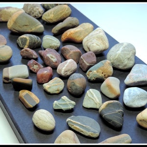 Bulk of 40 Fancy BEACH STONES for collages, collecting, home decor or crafting / 40 pieces / EF71 image 2