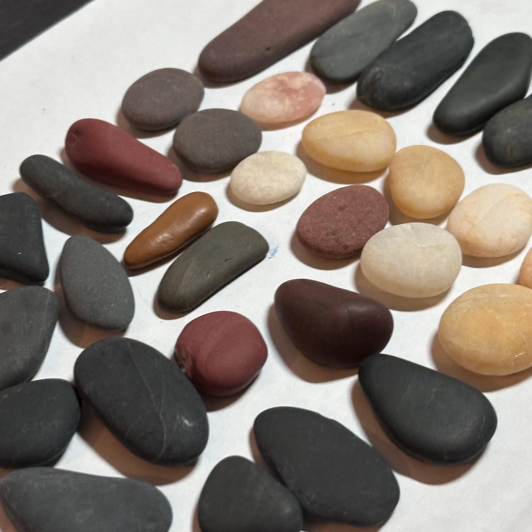 Naturally Smoth Rocks 10 Oz of 34 Naturally Colored Smooth, Very Good Quality BEACH ROCKS ...