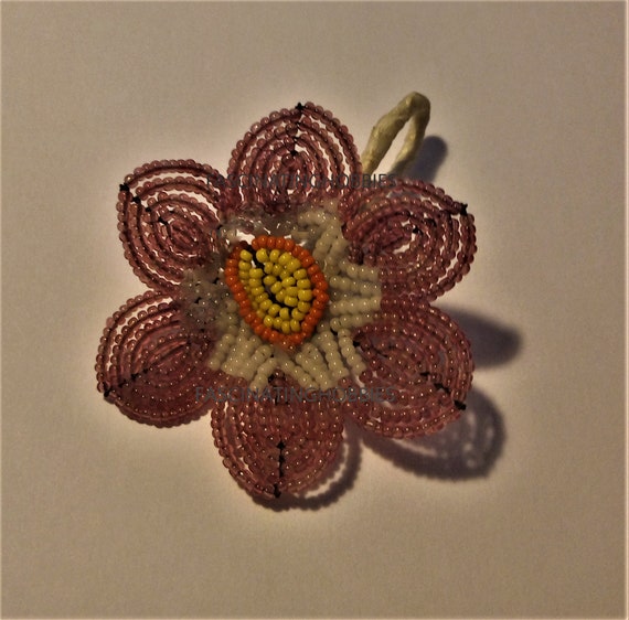 Vintage Flower GLASS BEADS BROOCH - Romantic Swee… - image 4