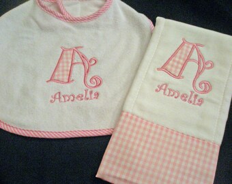 Gingham Baby Bib and Burb Cloth set,  Monogrammed Personalized baby gift set, going home gift, Newborn gift set